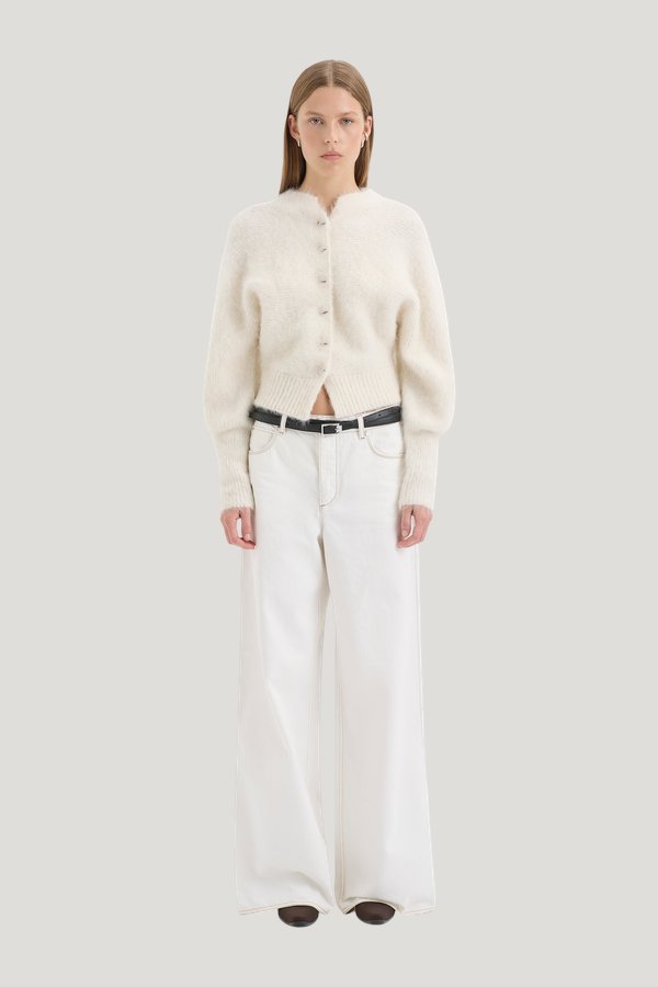 Lise Cardigan — model front