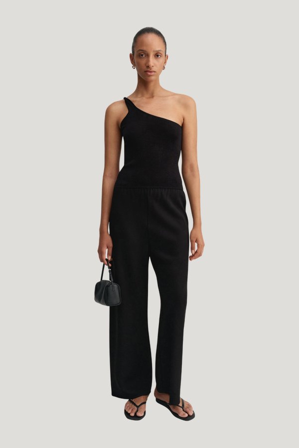 Lo Top, — model front