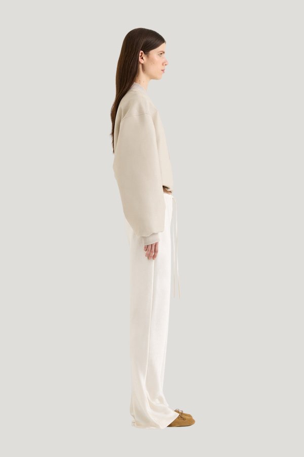 Mara Bomber — model side