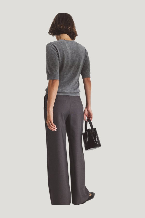 Wide Mid Waist Pants — model side