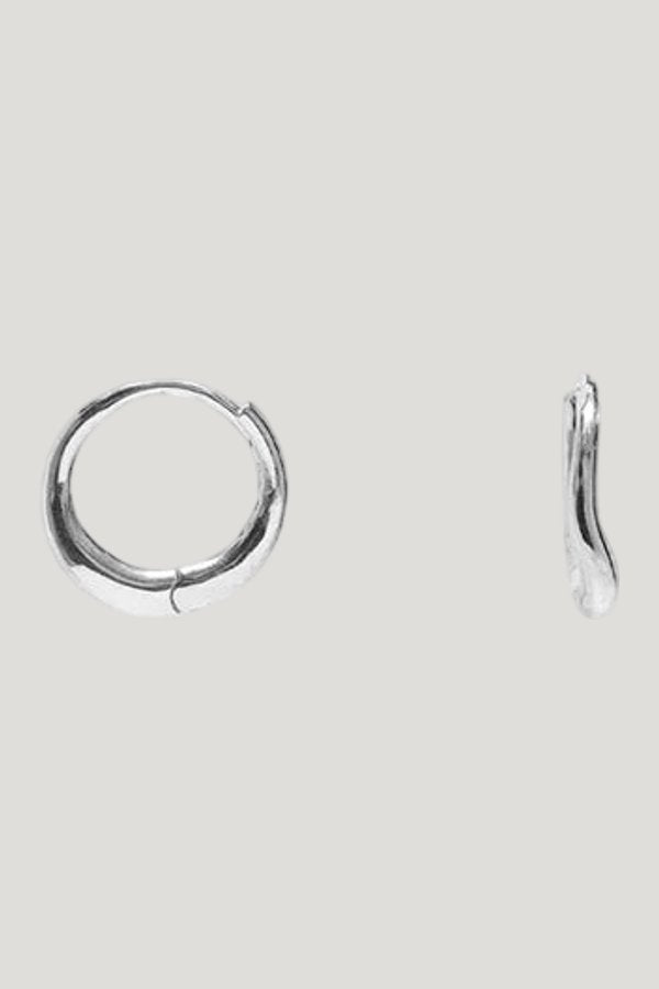 Momento Baby Hoops - By Nina Gordon — model side