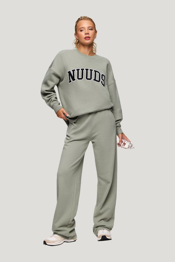 nuuds Varsity Oversized Crew | Pistachio — model side