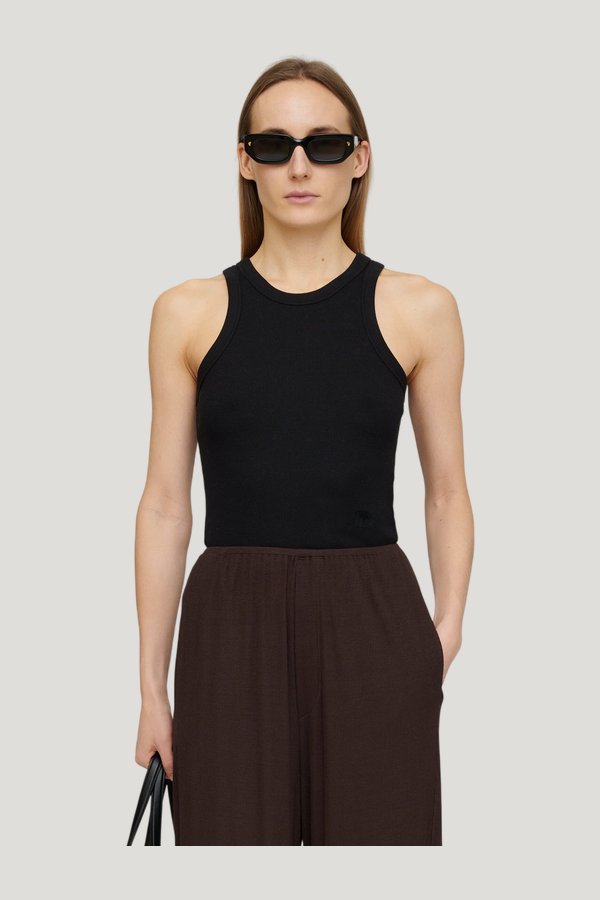 Herve - Tank top — model side