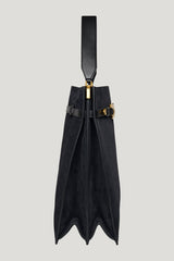 Harmonica Maxi - Suede bag — model side