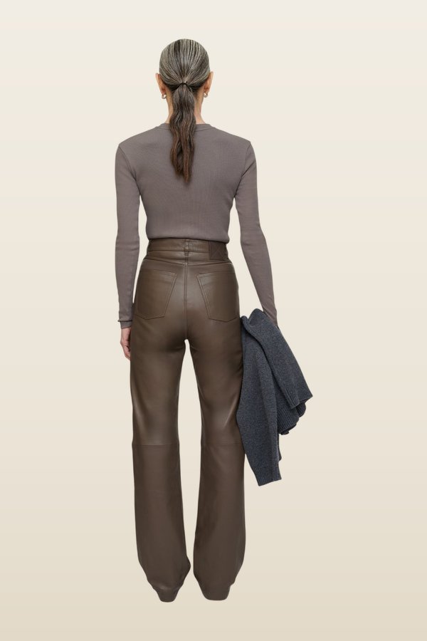 Tamsin - Long sleeve top — model back