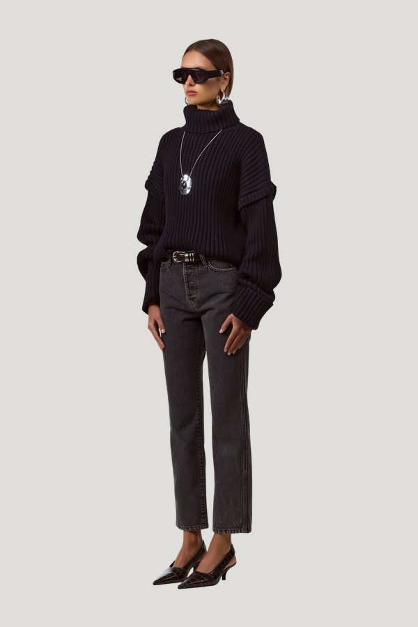 Oversized Ribbed Wool Sweater — model side
