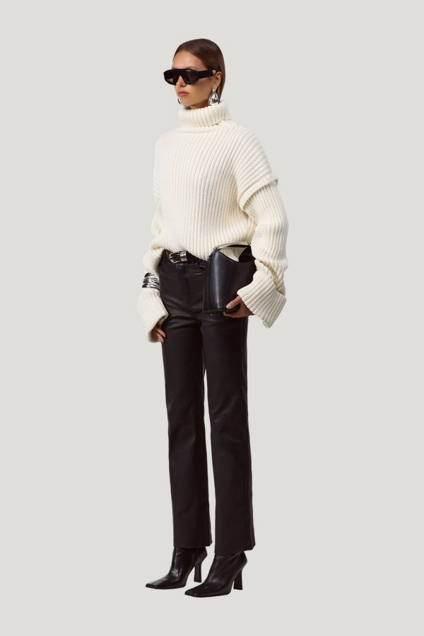 Oversized Ribbed Wool Sweater — model side
