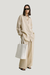 Oversized summer shirt natural — model front