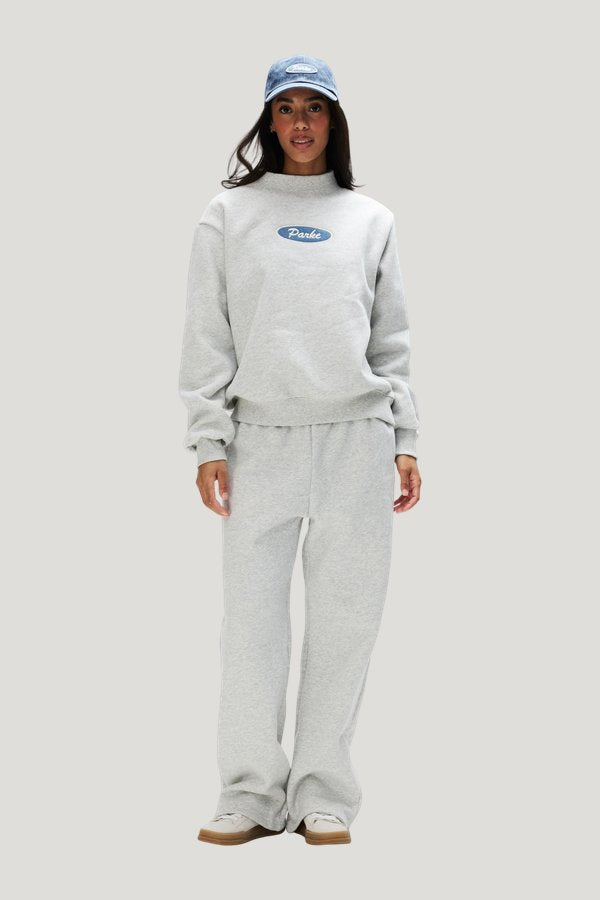 Signature Patch Mockneck - Classic — model front
