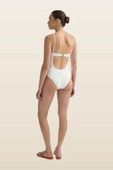 Pia One Piece — model back