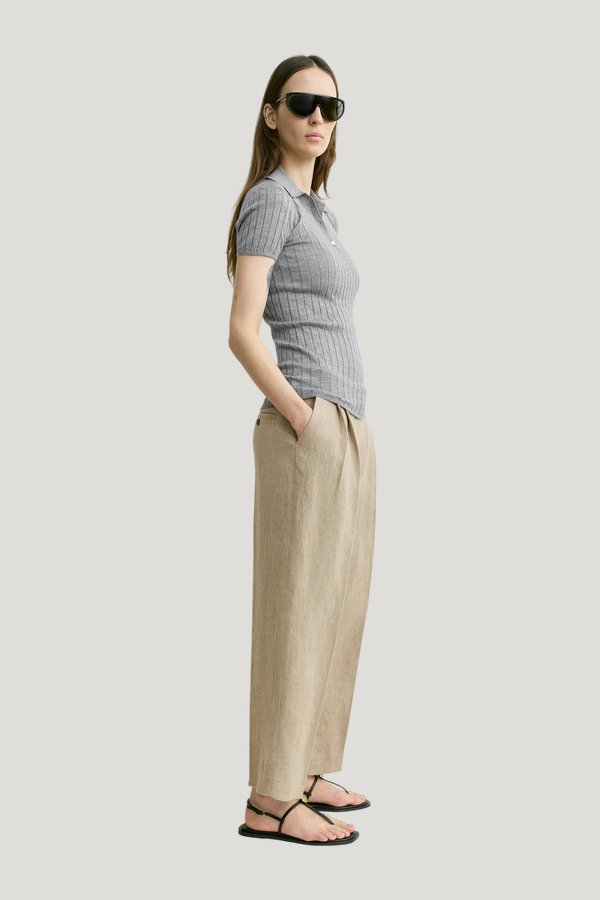 Ribbed cashmere silk polo grey melange — model side