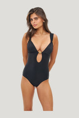 Rosita Black - One Piece — model front