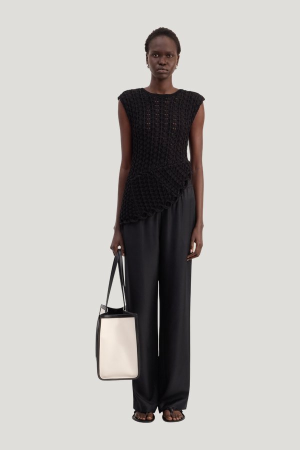 SAEZ Ruffled crochet top — model front