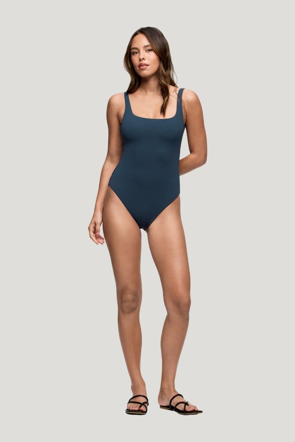 Square Neck One Piece | Crispy — model front