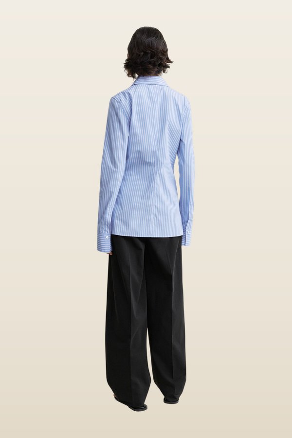 Striped poplin shirt — model back