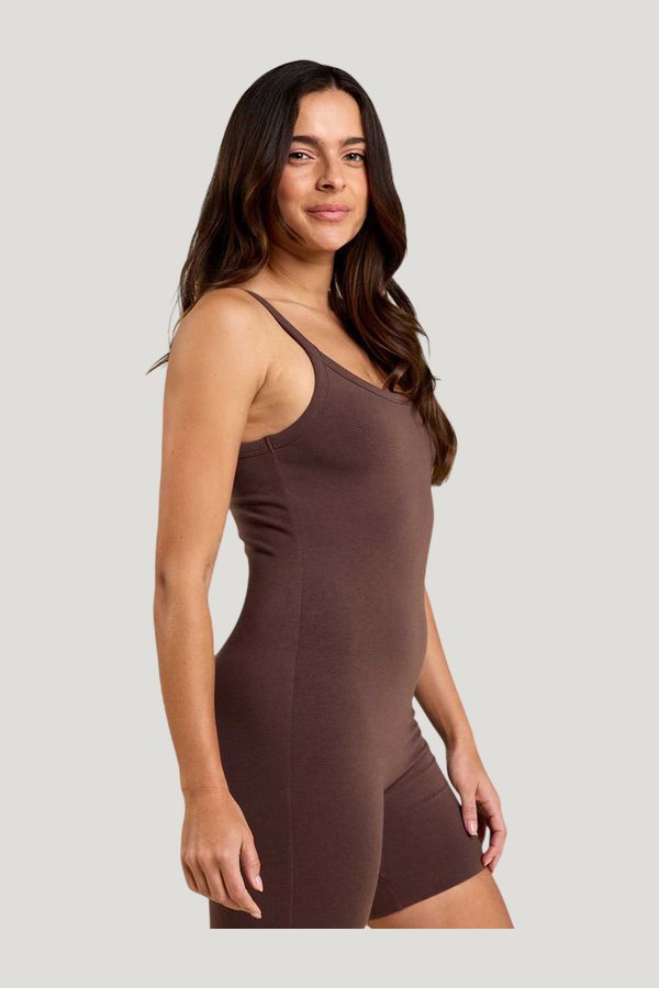 Cotton Stretch The Romper | Coffee — model side