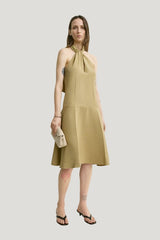 Twist halter dress cumin — model front