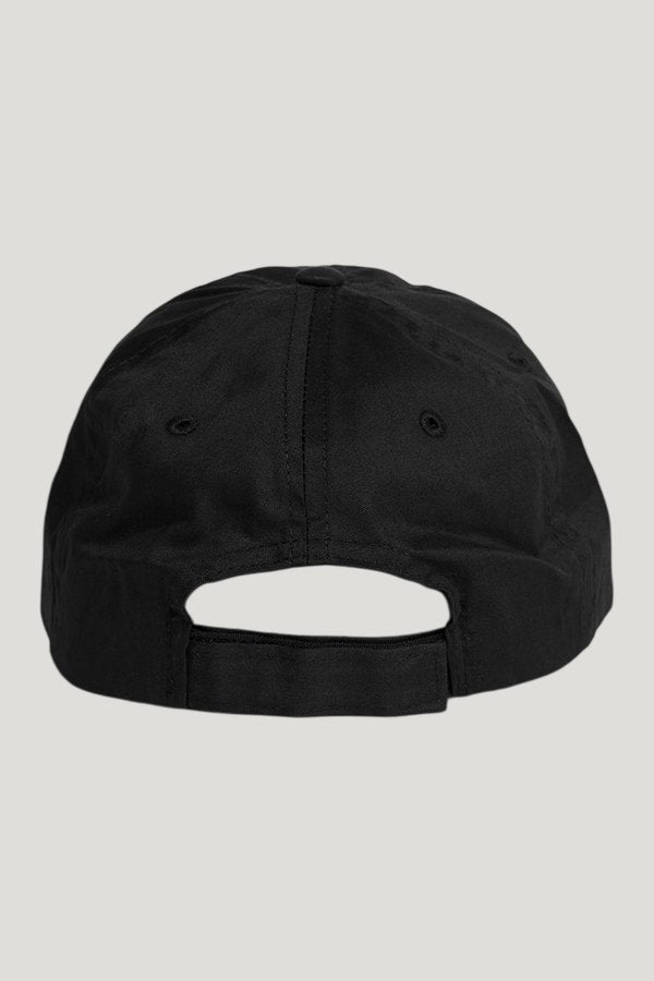 Off-Duty Cap — model front