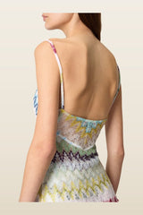 Zig zag lace tank top — model back