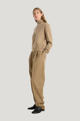 Zipped mouliné polo — model side